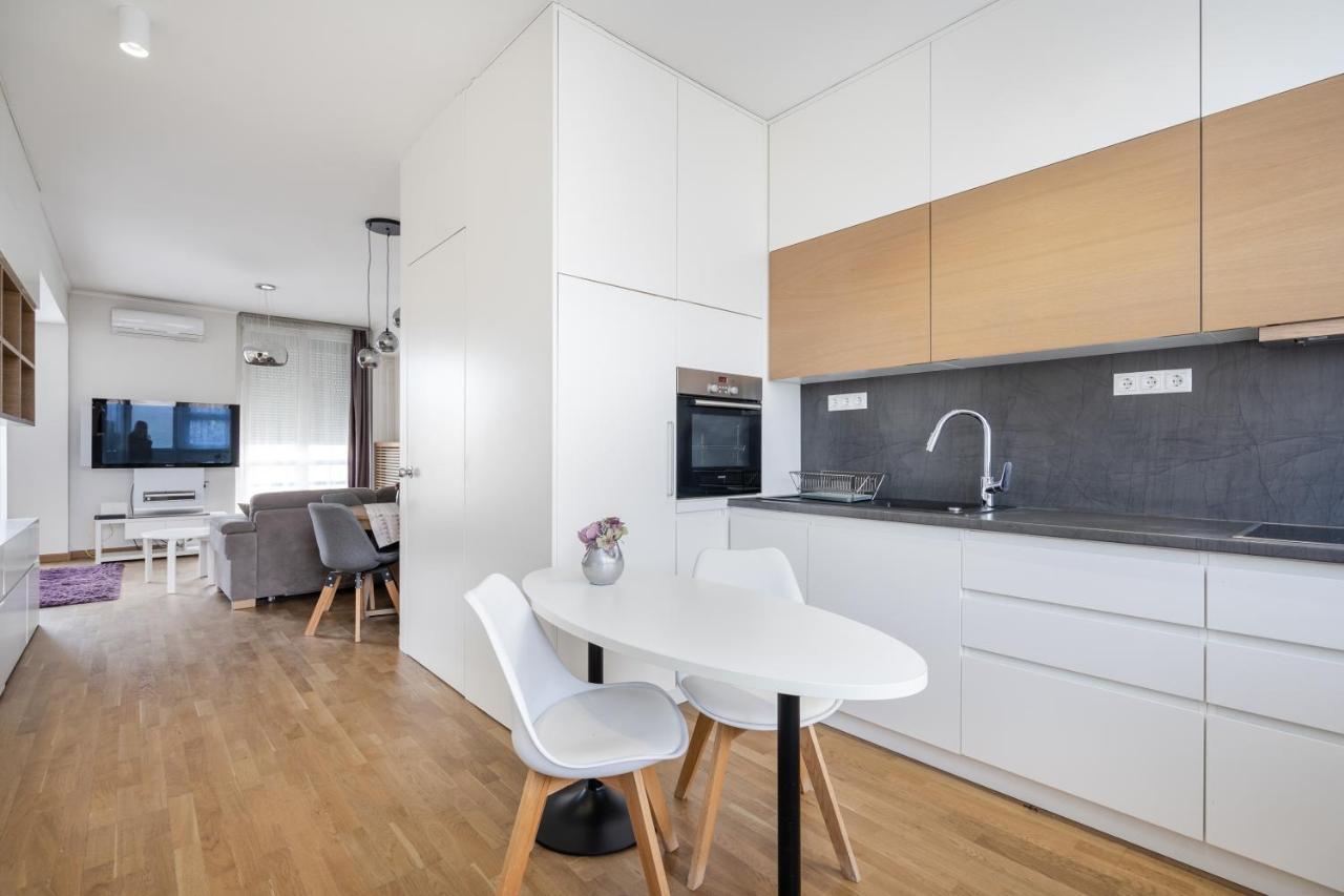 Breathless Basilika View Elegant Flat With Balcony Need Reservation X Free Parking Budapest Kültér fotó