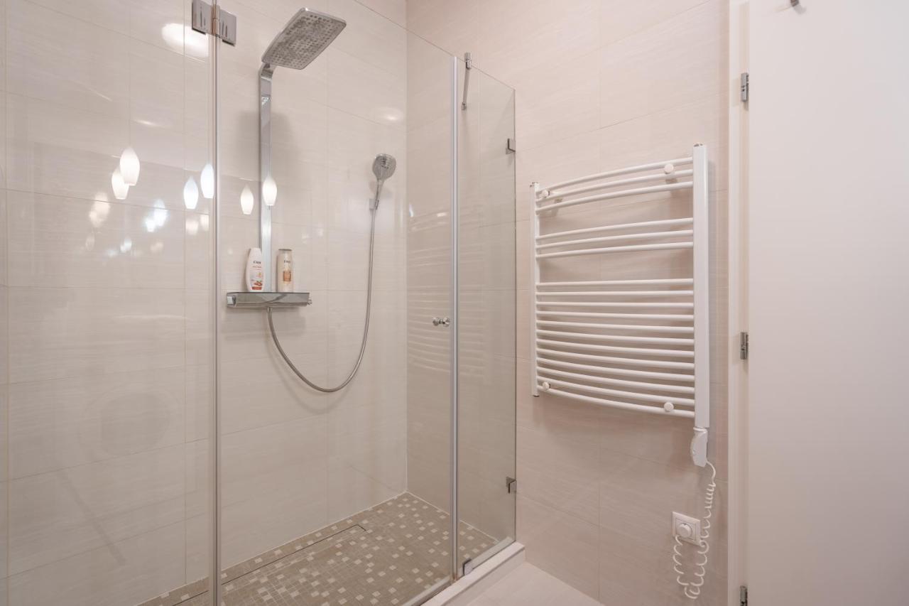 Breathless Basilika View Elegant Flat With Balcony Need Reservation X Free Parking Budapest Kültér fotó